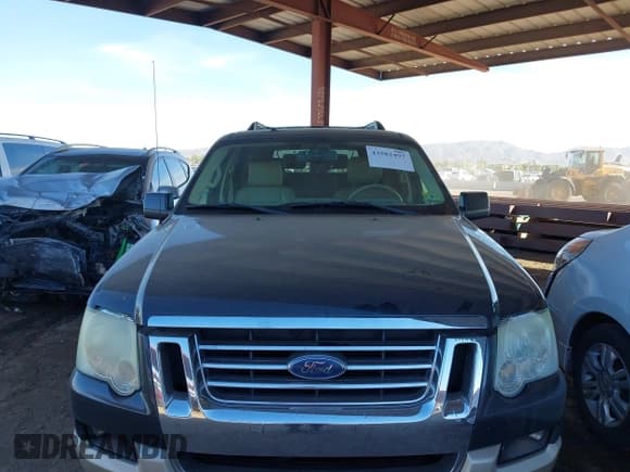 ✅ 2007 Ford Explorer Eddie Bauer • VIN: 1FMEU74E07UA53725 • Lot: 43582497. Wystawiony na IAAI z przebiegiem 164 135 mil. Bezpłatny archiwum sprzedaży aukcyjnych z USA i szczegółowy raport historii pojazdu na DreamBid. Zdjęcie 6.