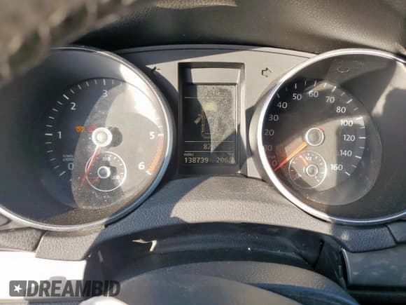 ✅ 2012 Volkswagen Golf TDI • VIN: WVWDM7AJ9CW181994 • Lot: 70753245. Wystawiony na Copart z przebiegiem 138 739 mil. Bezpłatny archiwum sprzedaży aukcyjnych z USA i szczegółowy raport historii pojazdu na DreamBid. Zdjęcie 9.