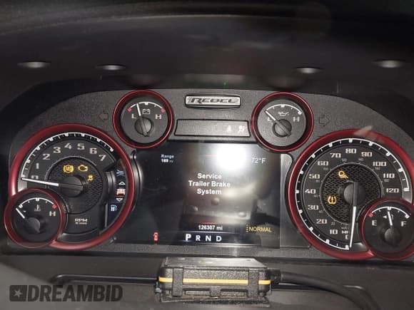 ✅ 2018 Ram 1500 Rebel • VIN: 1C6RR7YTXJS199432 • Lot: 43681285. Wystawiony na IAAI z przebiegiem 126 307 mil. Bezpłatny archiwum sprzedaży aukcyjnych z USA i szczegółowy raport historii pojazdu na DreamBid. Zdjęcie 7.