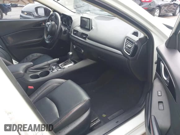 ✅ 2014 Mazda 3 S Touring • VIN: JM1BM1V36E1111496 • Лот: 42427752. Опубликован ранее на IAAI с пробегом 132 211 миль. Бесплатный доступ к архиву аукционных продаж из США и подробный отчёт об истории автомобиля на DreamBid. Изображение 5.