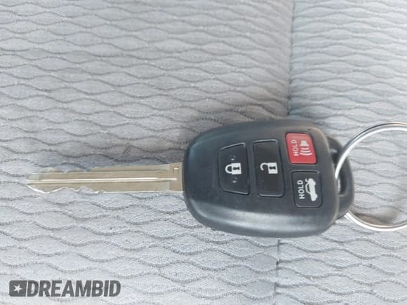 ✅ 2016 Toyota Corolla L • VIN: 5YFBURHE5GP537044 • Lot: 42964003. Listed on IAAI with 142,331 mi. Free auction sales archive from the USA and detailed vehicle history report at DreamBid. Image 11.