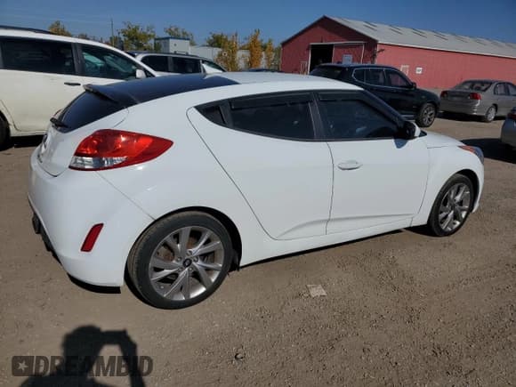 ✅ 2016 Hyundai Veloster • VIN: KMHTC6AD1GU270295 • Lot: 76470894. Wystawiony na Copart z przebiegiem 129 276 mil. Bezpłatny archiwum sprzedaży aukcyjnych z USA i szczegółowy raport historii pojazdu na DreamBid. Zdjęcie 3.