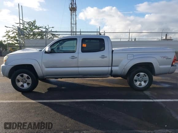 ✅ 2006 Toyota Tacoma PreRunner • VIN: 5TEKU72N46Z313320 • Lot: 43734443. Listed on IAAI with 119,979 mi. Free auction sales archive from the USA and detailed vehicle history report at DreamBid. Image 14.