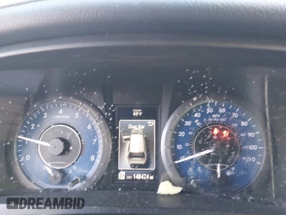 ✅ 2017 Toyota Sienna XLE Premium • VIN: 5TDYZ3DC6HS853512 • Lot: 43383026. Listed on IAAI with 148,424 mi. Free auction sales archive from the USA and detailed vehicle history report at DreamBid. Image 7.