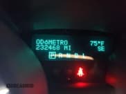 ✅ 2011 Chevrolet Traverse 1LT • VIN: 1GNKRGED0BJ324699 • Lot: 69814704. Wystawiony na Copart z przebiegiem 232 468 mil. Bezpłatny archiwum sprzedaży aukcyjnych z USA i szczegółowy raport historii pojazdu na DreamBid. Zdjęcie 9.