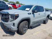 ✅ 2024 GMC Sierra 1500 AT4 • VIN: 1GTUUEE88RZ322217 • Лот: 43165933. Опубликован ранее на IAAI с пробегом 25 380 миль. Бесплатный доступ к архиву аукционных продаж из США и подробный отчёт об истории автомобиля на DreamBid. Изображение 17.