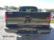 ✅ 2002 GMC Sonoma SLS • VIN: 1GTCS19W428200047 • Лот: 77114984. Опубликован ранее на Copart с пробегом 154 131 миль. Бесплатный доступ к архиву аукционных продаж из США и подробный отчёт об истории автомобиля на DreamBid. Изображение 6.