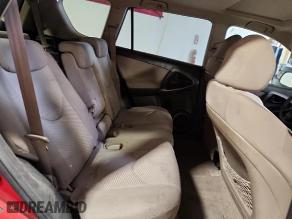 ✅ 2006 Toyota RAV4 Limited • VIN: JTMBK34V065010114 • Lot: 68910845. Listed on Copart with Not provided. Free auction sales archive from the USA and detailed vehicle history report at DreamBid. Image 11.