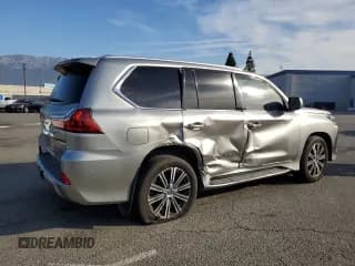 ✅ 2019 Lexus LX 570 • VIN: JTJHY7AX1K4285929 • Lot: 69987255. Wystawiony na Copart z przebiegiem 53 318 mil. Bezpłatny archiwum sprzedaży aukcyjnych z USA i szczegółowy raport historii pojazdu na DreamBid. Zdjęcie 3.