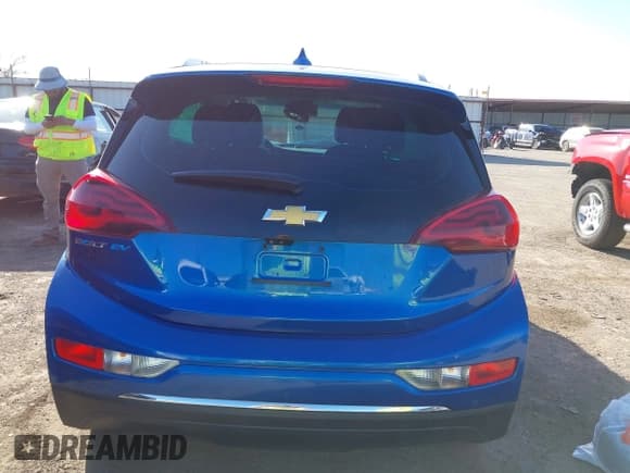 ✅ 2020 Chevrolet Bolt EV Premier • VIN: 1G1FZ6S0XL4149831 • Lot: 41775604. Wystawiony na IAAI z przebiegiem 188 278 mil. Bezpłatny archiwum sprzedaży aukcyjnych z USA i szczegółowy raport historii pojazdu na DreamBid. Zdjęcie 17.