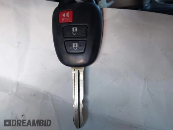 ✅ 2014 Toyota RAV4 XLE • VIN: 2T3WFREV3EW100243 • Lot: 43238239. Listed on IAAI with 49,960 mi. Free auction sales archive from the USA and detailed vehicle history report at DreamBid. Image 11.