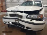 ✅ 2001 Volvo V70 • VIN: YV1SW53D011006843 • Лот: 41582749. Опубликован ранее на IAAI с пробегом 243 272 миль. Бесплатный доступ к архиву аукционных продаж из США и подробный отчёт об истории автомобиля на DreamBid. Изображение 6.