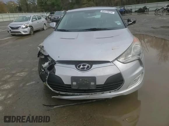 ✅ 2013 Hyundai Veloster w/Black Int • VIN: KMHTC6AD8DU151185 • Lot: 85415014. Wystawiony na Copart z przebiegiem 133 203 mil. Bezpłatny archiwum sprzedaży aukcyjnych z USA i szczegółowy raport historii pojazdu na DreamBid. Zdjęcie 11.