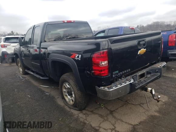 ✅ 2009 Chevrolet Silverado 2500HD LT • VIN: 1GCHK59K59E152208 • Лот: 86868404. Опубликован ранее на Copart с пробегом Не указан. Бесплатный доступ к архиву аукционных продаж из США и подробный отчёт об истории автомобиля на DreamBid. Изображение 2.