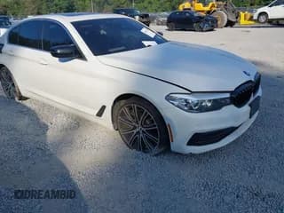 ✅ 2019 BMW 5 Series 530i xDrive • VIN: WBAJA7C58KWW18603 • Лот: 42947656. Опубликован ранее на IAAI с пробегом 129 592 миль. Бесплатный доступ к архиву аукционных продаж из США и подробный отчёт об истории автомобиля на DreamBid. Изображение 1.