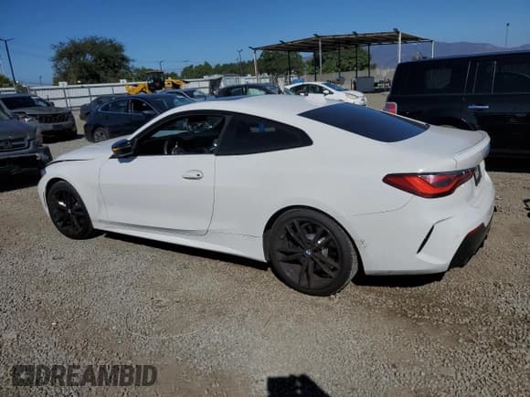 ✅ 2022 BMW 4 Series 430i • VIN: WBA53AP09NCK16571 • Lot: 81747605. Listed on Copart with 41,341 mi. Free auction sales archive from the USA and detailed vehicle history report at DreamBid. Image 2.