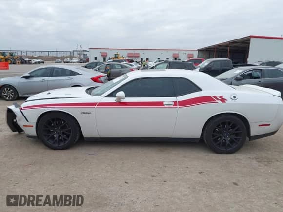 2015 Dodge Challenger R/T Plus with VIN 2C3CDZBT9FH878368, listed as a IAAI auction lot 41440807 with 85,497 mi miles and . Bid and sale history available at DreamBid. Image 14.