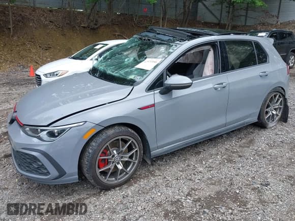 ✅ 2023 Volkswagen Golf GTI SE • VIN: WVW2A7CD0PW117839 • Лот: 42523359. Опубликован ранее на IAAI с пробегом 27 908 миль. Бесплатный доступ к архиву аукционных продаж из США и подробный отчёт об истории автомобиля на DreamBid. Изображение 2.