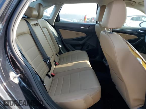 ✅ 2021 Volkswagen Jetta SEL • VIN: 3VWE57BU5MM013374 • Лот: 62359125. Опубликован ранее на Copart с пробегом 50 969 миль. Бесплатный доступ к архиву аукционных продаж из США и подробный отчёт об истории автомобиля на DreamBid. Изображение 10.