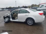 ✅ 2011 Lincoln MKZ • VIN: 3LNHL2GC5BR750529 • Lot: 43571466. Wystawiony na IAAI z przebiegiem 217 137 mil. Bezpłatny archiwum sprzedaży aukcyjnych z USA i szczegółowy raport historii pojazdu na DreamBid. Zdjęcie 15.