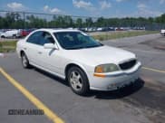 ✅ 2000 Lincoln LS • VIN: 1LNHM87A8YY897162 • Лот: 42494430. Опубликован ранее на IAAI с пробегом 220 856 миль. Бесплатный доступ к архиву аукционных продаж из США и подробный отчёт об истории автомобиля на DreamBid. Изображение 1.