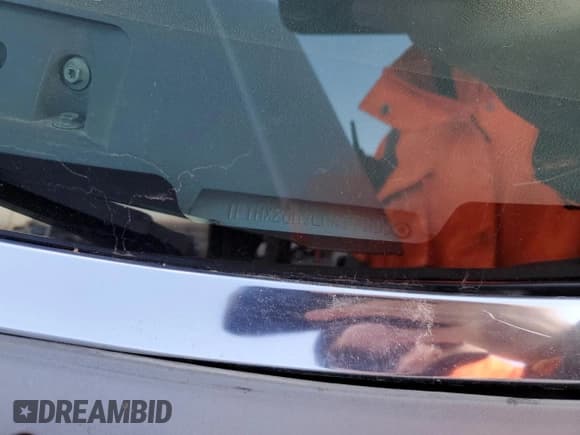 ✅ 1990 Ford F-250 • VIN: 1FTHX26H9LKA97005 • Лот: 86840874. Опубликован ранее на Copart с пробегом 111 275 миль. Бесплатный доступ к архиву аукционных продаж из США и подробный отчёт об истории автомобиля на DreamBid. Изображение 14.