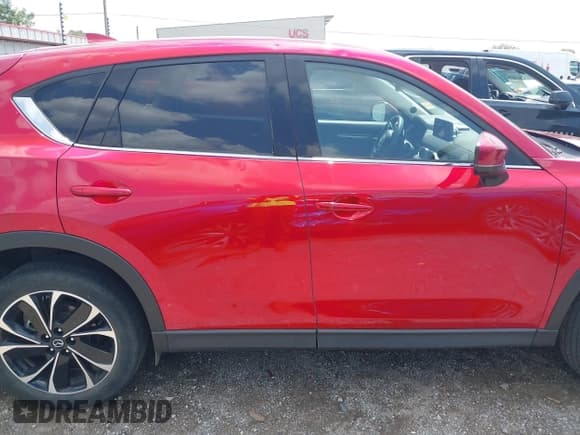 ✅ 2022 Mazda CX-5 S Premium • VIN: JM3KFBDM2N1588234 • Lot: 42880159. Wystawiony na IAAI z przebiegiem 45 551 mil. Bezpłatny archiwum sprzedaży aukcyjnych z USA i szczegółowy raport historii pojazdu na DreamBid. Zdjęcie 13.