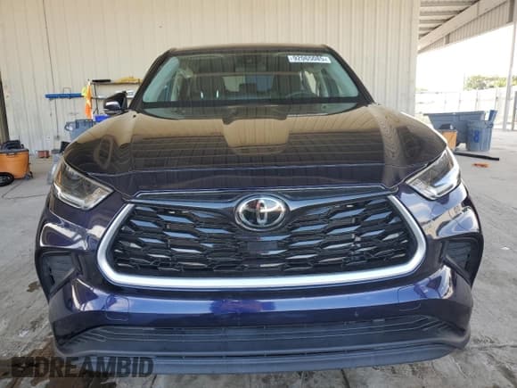 ✅ 2021 Toyota Highlander L • VIN: 5TDCZRAH6MS535526 • Lot: 92065085. Listed on Copart with 28,698 mi. Free auction sales archive from the USA and detailed vehicle history report at DreamBid. Image 5.