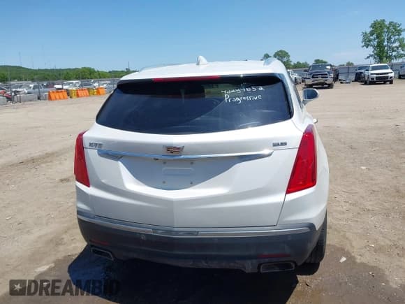 ✅ 2017 Cadillac XT5 FWD • VIN: 1GYKNARS6HZ163595 • Lot: 42289852. Listed on IAAI with 136,852 mi. Free auction sales archive from the USA and detailed vehicle history report at DreamBid. Image 16.