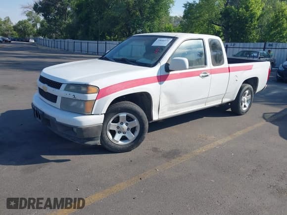 ✅ 2011 Chevrolet Colorado 1LT • VIN: 1GCESCF98B8102979 • Lot: 39856131. Listed on IAAI with 252,306 mi. Free auction sales archive from the USA and detailed vehicle history report at DreamBid. Image 2.