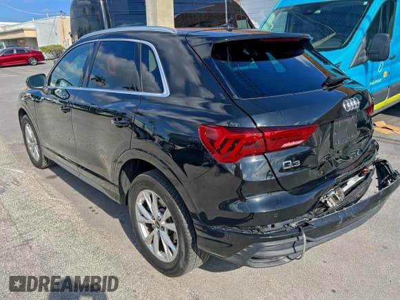 ✅ 2024 Audi Q3 S line Premium • VIN: WA1DECF34R1094102 • Lot: 96117695. Listed on Copart with 36,648 mi. Free auction sales archive from the USA and detailed vehicle history report at DreamBid. Image 3.
