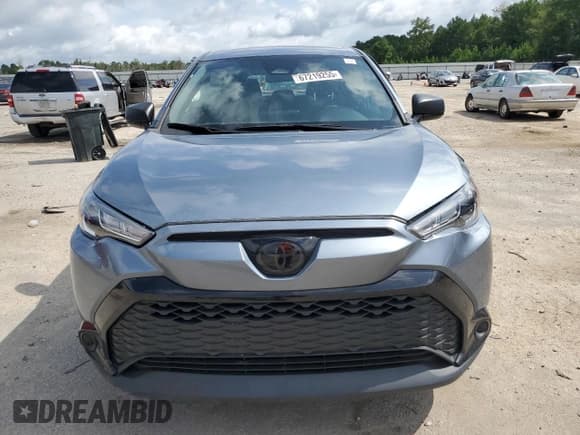 ✅ 2023 Toyota Corolla Cross Hybrid S • VIN: 7MUFBABG3PV007025 • Lot: 67219255. Wystawiony na Copart z przebiegiem 19 215 mil. Bezpłatny archiwum sprzedaży aukcyjnych z USA i szczegółowy raport historii pojazdu na DreamBid. Zdjęcie 5.