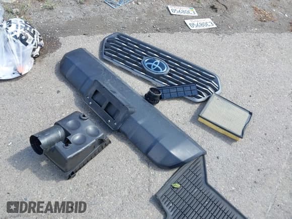 ✅ 2021 Toyota Tacoma SR5 • VIN: 3TMDZ5BN6MM101916 • Lot: 43446924. Wystawiony na IAAI z przebiegiem 51 390 mil. Bezpłatny archiwum sprzedaży aukcyjnych z USA i szczegółowy raport historii pojazdu na DreamBid. Zdjęcie 12.