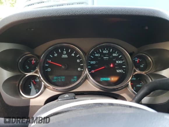 ✅ 2012 Chevrolet Silverado 2500HD LT • VIN: 1GC2KXCG1CZ236581 • Lot: 59507585. Wystawiony na Copart z przebiegiem 126 176 mil. Bezpłatny archiwum sprzedaży aukcyjnych z USA i szczegółowy raport historii pojazdu na DreamBid. Zdjęcie 9.