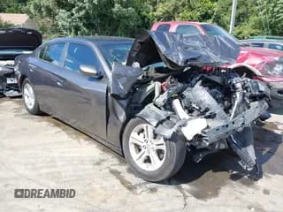 ✅ 2022 Dodge Charger SXT • VIN: 2C3CDXBG3NH264096 • Lot: 43098830. Wystawiony na IAAI z przebiegiem Nie podano. Bezpłatny archiwum sprzedaży aukcyjnych z USA i szczegółowy raport historii pojazdu na DreamBid. Zdjęcie 1.