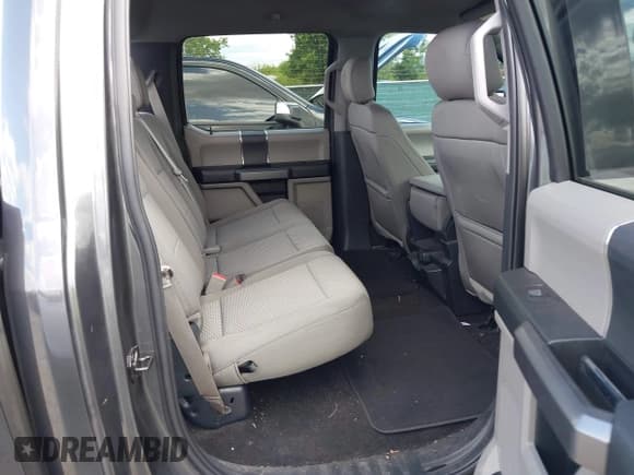 ✅ 2020 Ford F-150 XL • VIN: 1FTEW1CP0LKE60691 • Lot: 42470485. Wystawiony na IAAI z przebiegiem 21 927 mil. Bezpłatny archiwum sprzedaży aukcyjnych z USA i szczegółowy raport historii pojazdu na DreamBid. Zdjęcie 8.