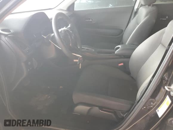 ✅ 2020 Honda HR-V LX • VIN: 3CZRU5H36LM718624 • Lot: 93348905. Wystawiony na Copart z przebiegiem Nie podano. Bezpłatny archiwum sprzedaży aukcyjnych z USA i szczegółowy raport historii pojazdu na DreamBid. Zdjęcie 7.