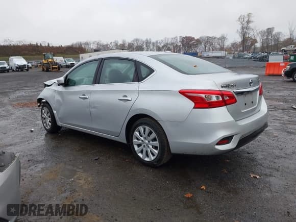 ✅ 2017 Nissan Sentra S • VIN: 3N1AB7AP3HY289401 • Lot: 43575462. Wystawiony na IAAI z przebiegiem 74 618 mil. Bezpłatny archiwum sprzedaży aukcyjnych z USA i szczegółowy raport historii pojazdu na DreamBid. Zdjęcie 3.