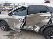 ✅ 2018 Lexus RX 350 • VIN: 2T2BZMCA7JC142343 • Lot: 43534478. Wystawiony na IAAI z przebiegiem 173 882 mil. Bezpłatny archiwum sprzedaży aukcyjnych z USA i szczegółowy raport historii pojazdu na DreamBid. Zdjęcie 6.