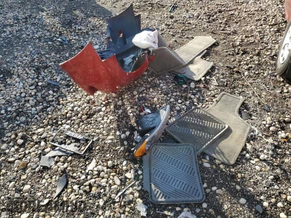 2004 Dodge Caravan SE с VIN 1D4GP24R14B555325, выставлен на аукционе Copart как лот 77415014 с пробегом 274 632 миль миль и На запчасти • Non repairable. История ставок и продаж доступна на DreamBid. Изображение 15.