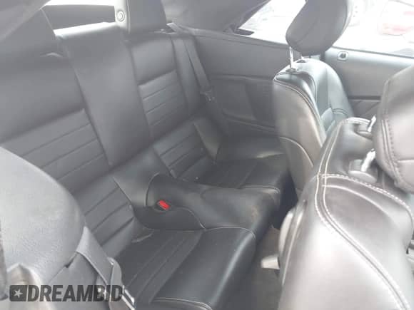 2014 Ford Mustang V6 с VIN 1ZVBP8EM6E5320297, выставлен на аукционе IAAI как лот 43146690 с пробегом 160 174 миль миль и . История ставок и продаж доступна на DreamBid. Изображение 8.