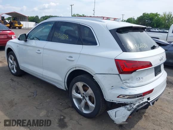 ✅ 2023 Audi Q5 S line Premium Plus • VIN: WA1EAAFY9P2148081 • Lot: 42436508. Listed on IAAI with 25,877 mi. Free auction sales archive from the USA and detailed vehicle history report at DreamBid. Image 3.