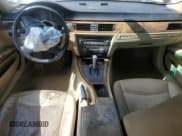 ✅ 2007 BMW 3 Series 328i • VIN: WBAVS13587FX15304 • Lot: 65206335. Wystawiony na Copart z przebiegiem Nie podano. Bezpłatny archiwum sprzedaży aukcyjnych z USA i szczegółowy raport historii pojazdu na DreamBid. Zdjęcie 8.