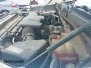 ✅ 2019 Chevrolet Silverado 1500 Work Truck • VIN: 1GCPWAEH4KZ335813 • Lot: 42283508. Wystawiony na IAAI z przebiegiem 94 516 mil. Bezpłatny archiwum sprzedaży aukcyjnych z USA i szczegółowy raport historii pojazdu na DreamBid. Zdjęcie 18.