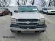 ✅ 2005 Chevrolet Silverado 1500 LS • VIN: 1GCEK19VX5Z298760 • Lot: 44571795. Wystawiony na Copart z przebiegiem 206 173 mil mil. Skorzystaj z bezpłatnego archiwum sprzedaży aukcyjnych z USA i zobacz szczegółowy raport historii pojazdu na DreamBid. Zdjęcie 5.
