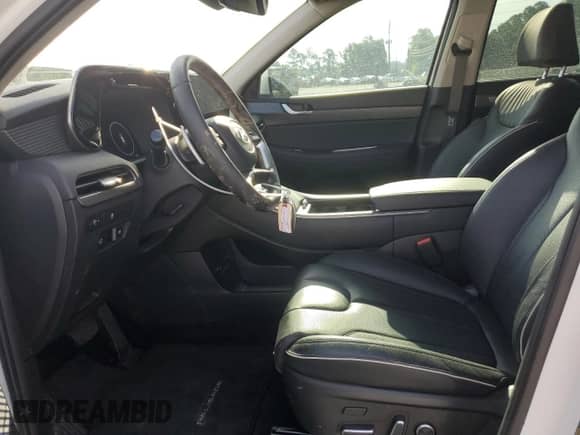 2024 Hyundai Palisade Limited с VIN KM8R54GE0RU654757, выставлен на аукционе Copart как лот 58195984 с пробегом 19 701 миль миль и Списание • Salvage title. История ставок и продаж доступна на DreamBid. Изображение 7.