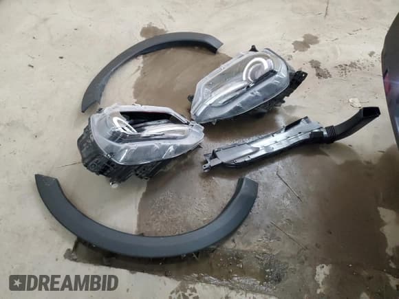 ✅ 2023 Ford Bronco Sport Big Bend • VIN: 3FMCR9B60PRE24910 • Lot: 85736015. Wystawiony na Copart z przebiegiem 31 229 mil. Bezpłatny archiwum sprzedaży aukcyjnych z USA i szczegółowy raport historii pojazdu na DreamBid. Zdjęcie 13.