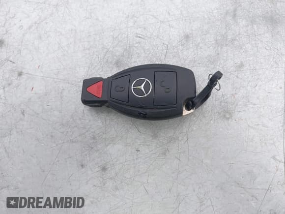 ✅ 2006 Mercedes-Benz R 3.5L • VIN: 4JGCB65EX6A003212 • Lot: 42039208. Listed on IAAI with Not provided. Free auction sales archive from the USA and detailed vehicle history report at DreamBid. Image 11.