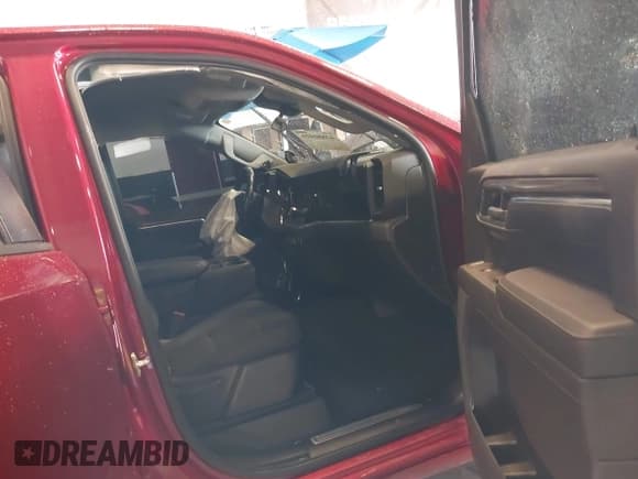 ✅ 2022 Chevrolet Silverado 1500 RST • VIN: 3GCUDEED0NG538893 • Lot: 42880421. Wystawiony na IAAI z przebiegiem Nie podano. Bezpłatny archiwum sprzedaży aukcyjnych z USA i szczegółowy raport historii pojazdu na DreamBid. Zdjęcie 5.