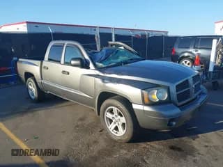 ✅ 2007 Dodge Dakota SLT • VIN: 1D7HE48P27S230317 • Лот: 40474858. Опубликован ранее на IAAI с пробегом 198 417 миль. Бесплатный доступ к архиву аукционных продаж из США и подробный отчёт об истории автомобиля на DreamBid. Изображение 1.